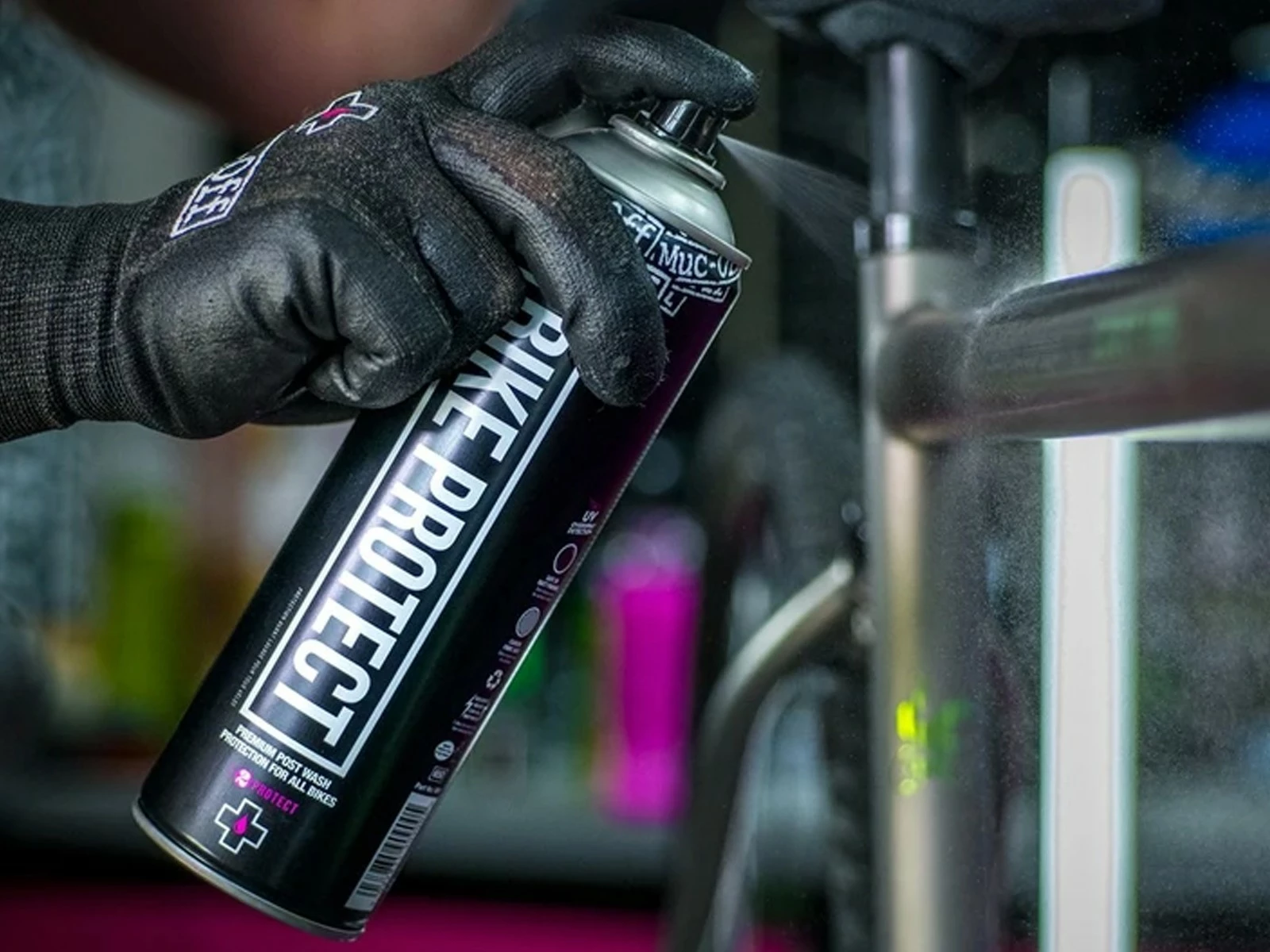 MUC-OFF Bike Protect Lustrant Anti-corrosion - Aérosol 500ml 4 MUC-OFF Bike Protect Lustrant Anti-corrosion - Aérosol 500ml – Image 2