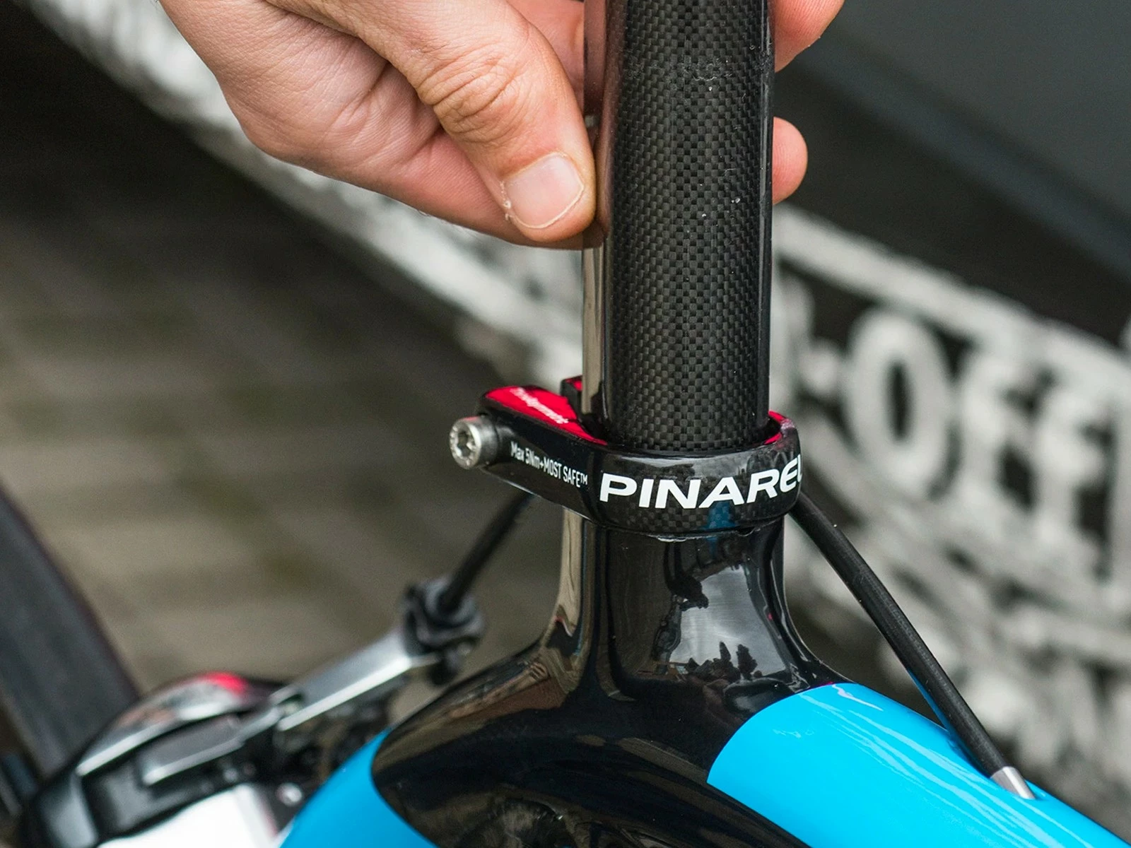 MUC-OFF Carbon Gripper Pâte De Montage Carbone - Tube 75gr 7 MUC-OFF Carbon Gripper Pâte De Montage Carbone - Tube 75gr – Image 5