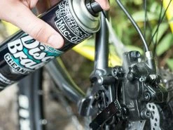 MUC-OFF Disc Brake Cleaner Dégraissant Disque - Aérosol 400ml 15 MUC-OFF Disc Brake Cleaner Dégraissant Disque - Aérosol 400ml -Promos Vtt Complets Boutique muc off disc brake cleaner degraissant disque aerosol 400ml 5